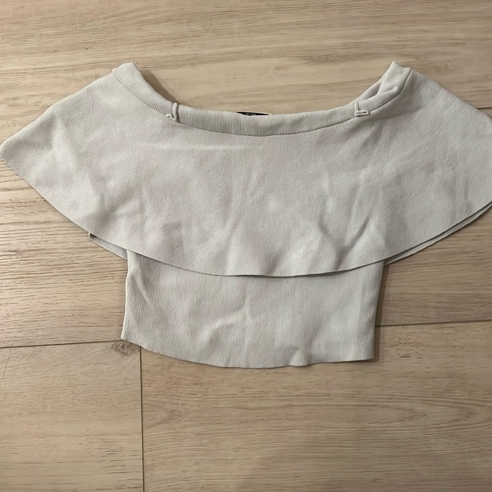 Babaton crop top off the shoulder